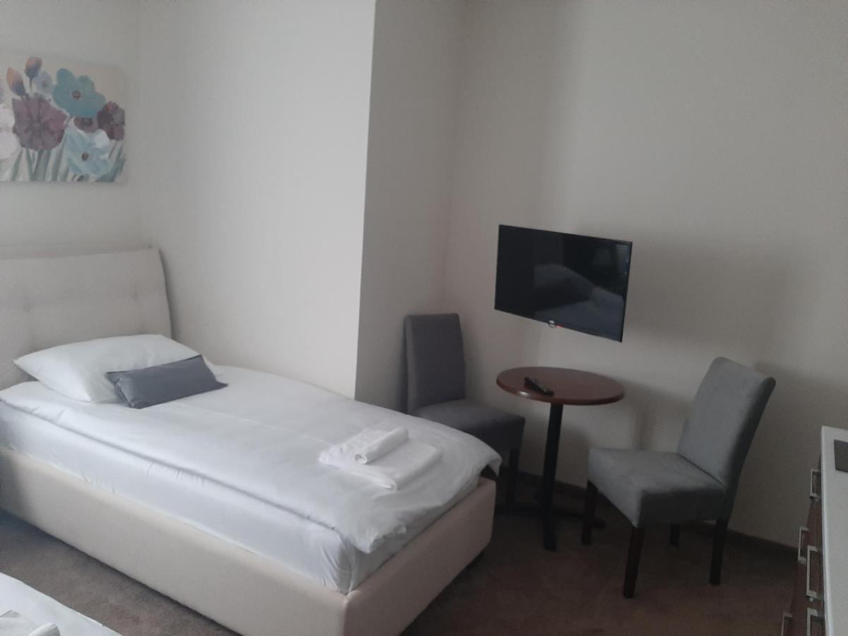 Hotel Usce Šabac Zewnętrze zdjęcie