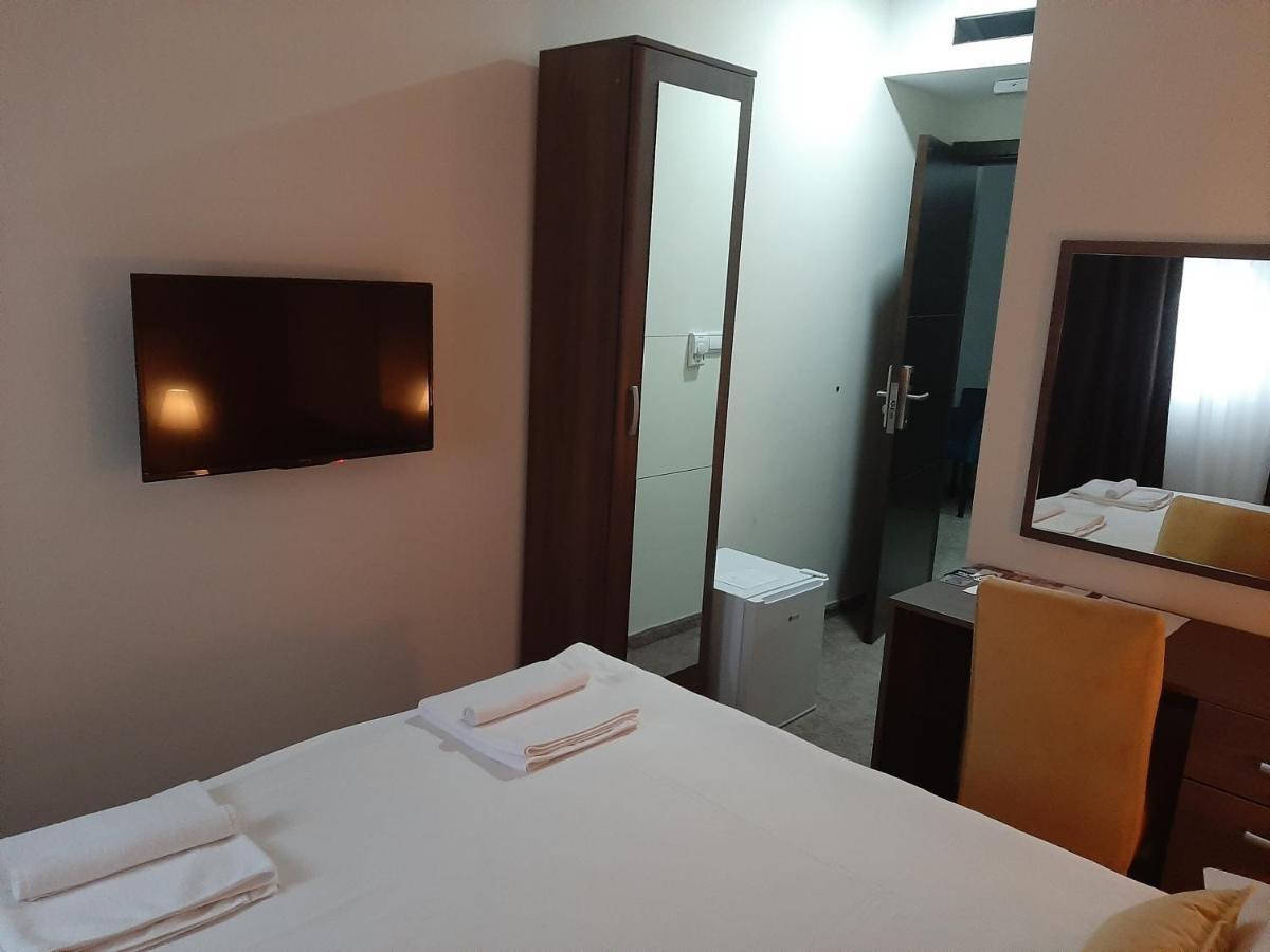 Hotel Usce Šabac Zewnętrze zdjęcie