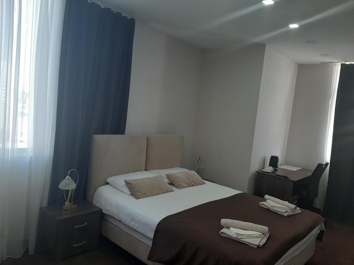 Hotel Usce Šabac Zewnętrze zdjęcie