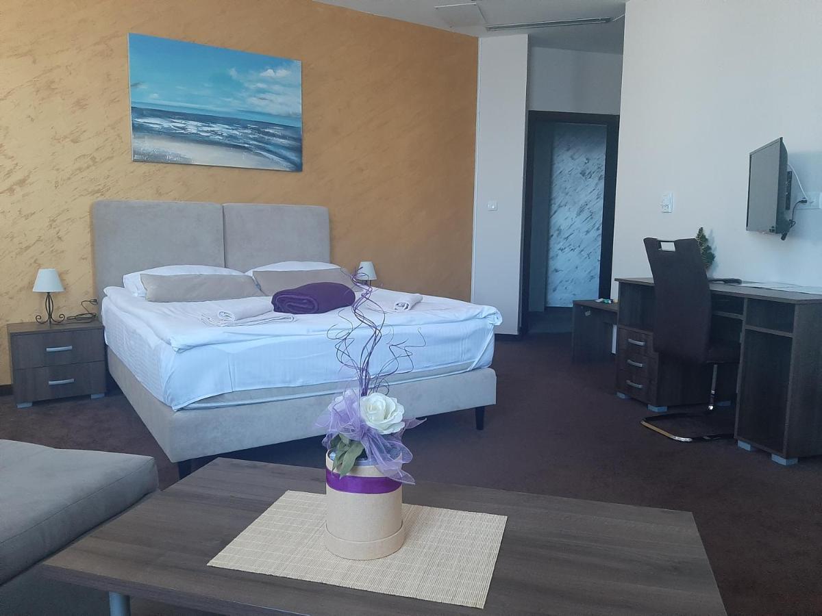 Hotel Usce Šabac Zewnętrze zdjęcie