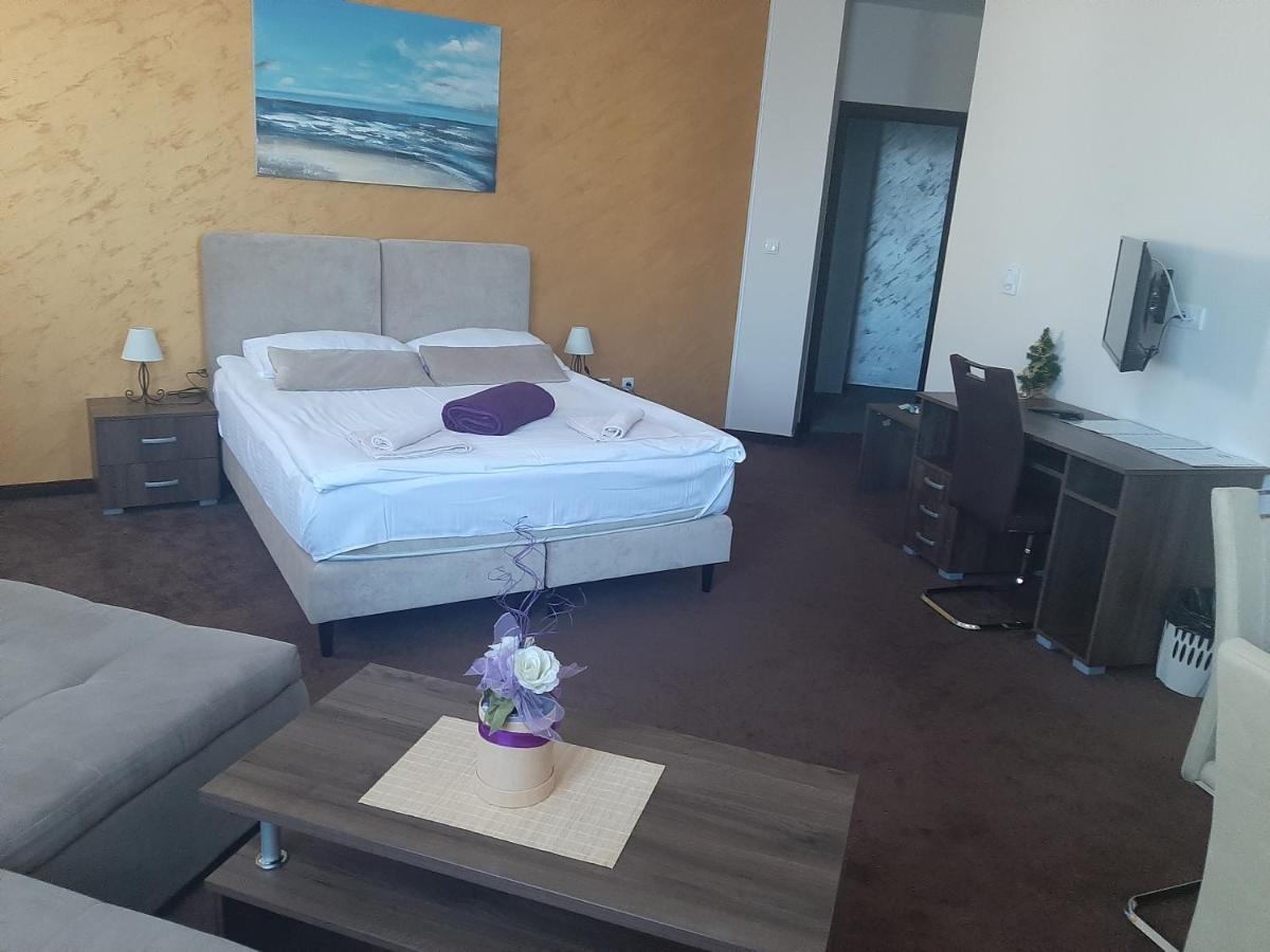 Hotel Usce Šabac Zewnętrze zdjęcie
